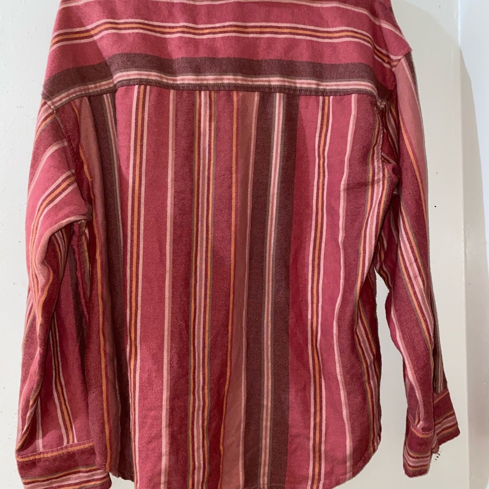 Women’s medium American eagle button shirt - Picture 2 of 3